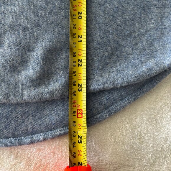 Max Studio Sky Blue Cashmere Sweater Sz M - Picture 7 of 8